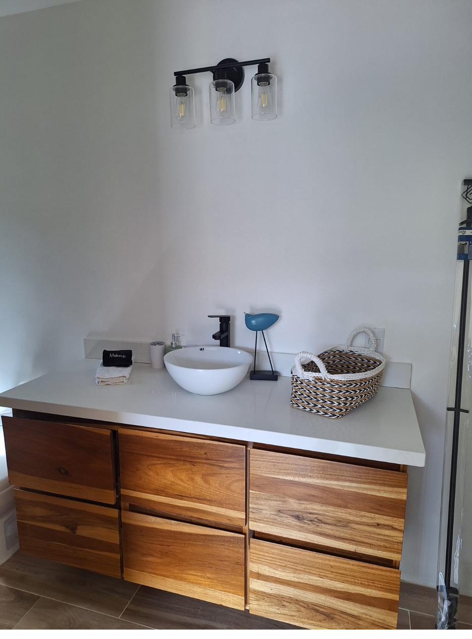 Custom bathroom vanity